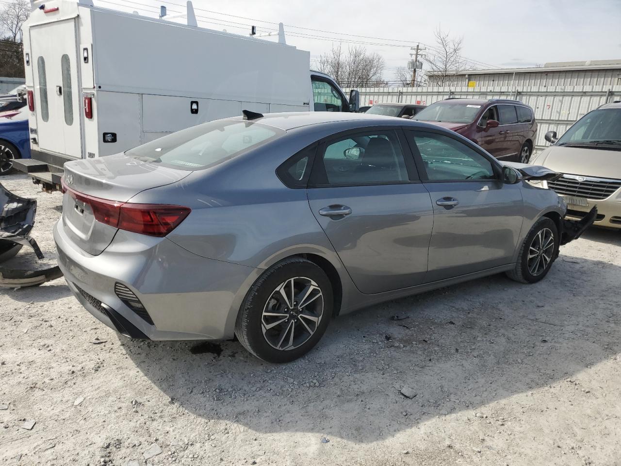 2024 KIA FORTE LX VIN:3KPF24AD9RE724612