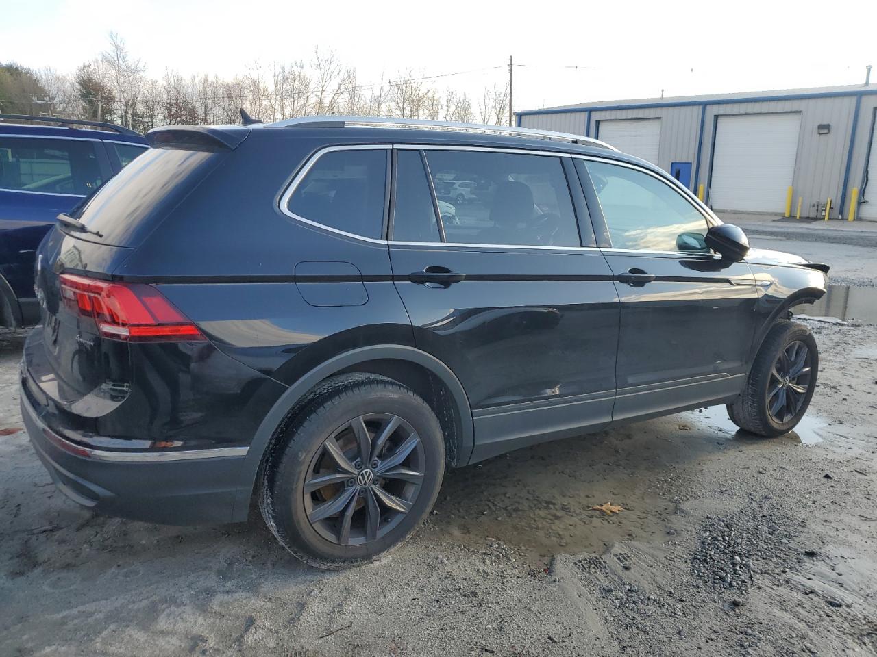 2022 VOLKSWAGEN TIGUAN SE VIN:3VV2B7AX7NM011039