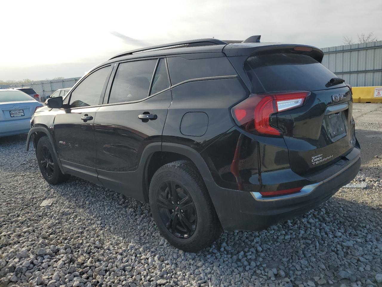 2022 GMC TERRAIN AT4 VIN:3GKALYEV2NL269582