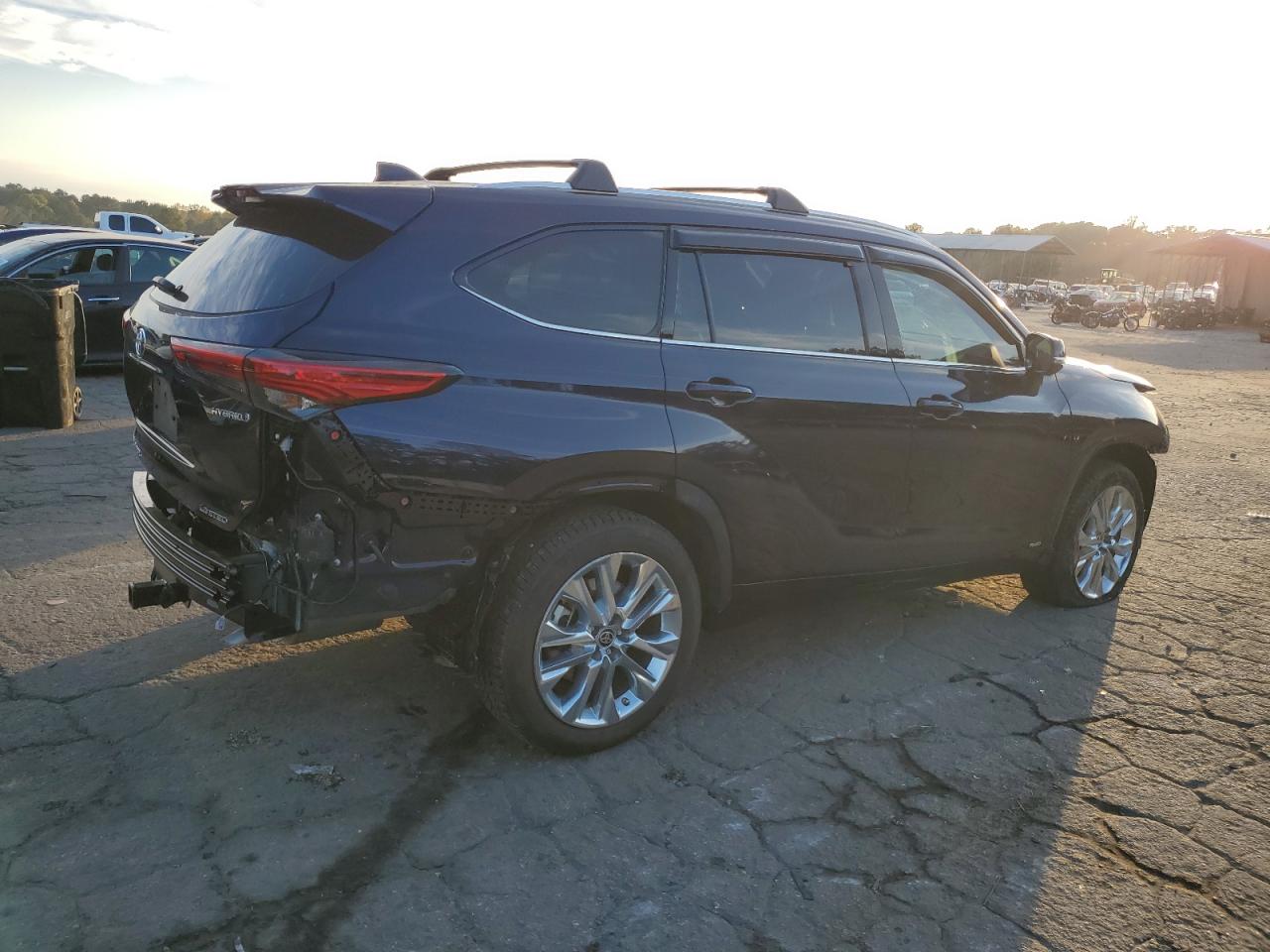 2022 TOYOTA HIGHLANDER HYBRID LIMITED VIN:5TDXBRCH5NS541547