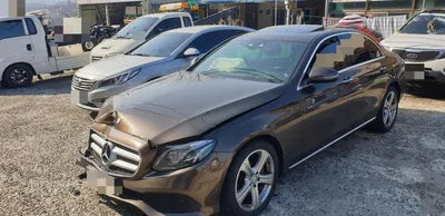 2016 Mercedes-Benz E 220 VIN: