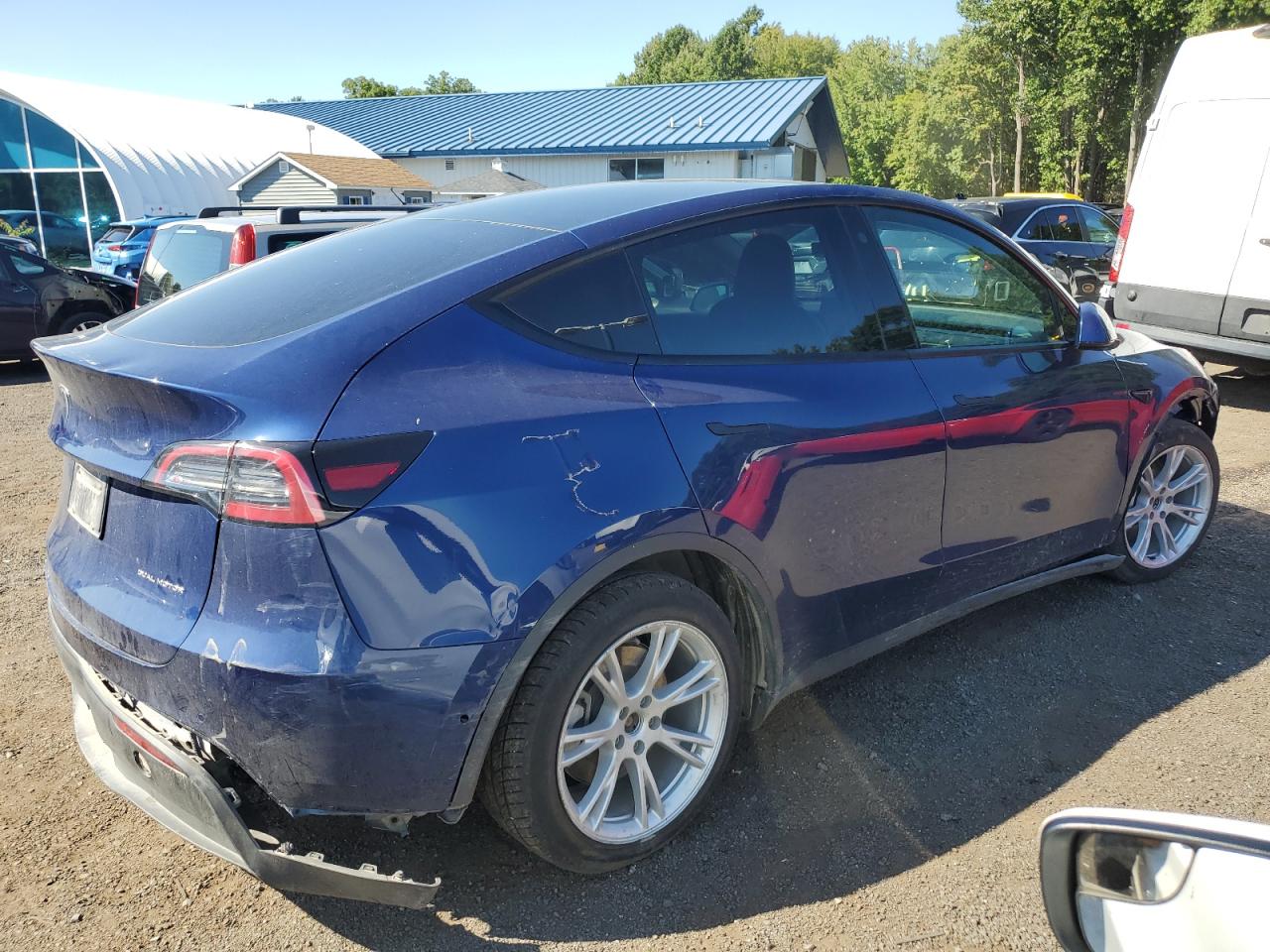 2022 TESLA MODEL Y  VIN:7SAYGDEE1NF318022