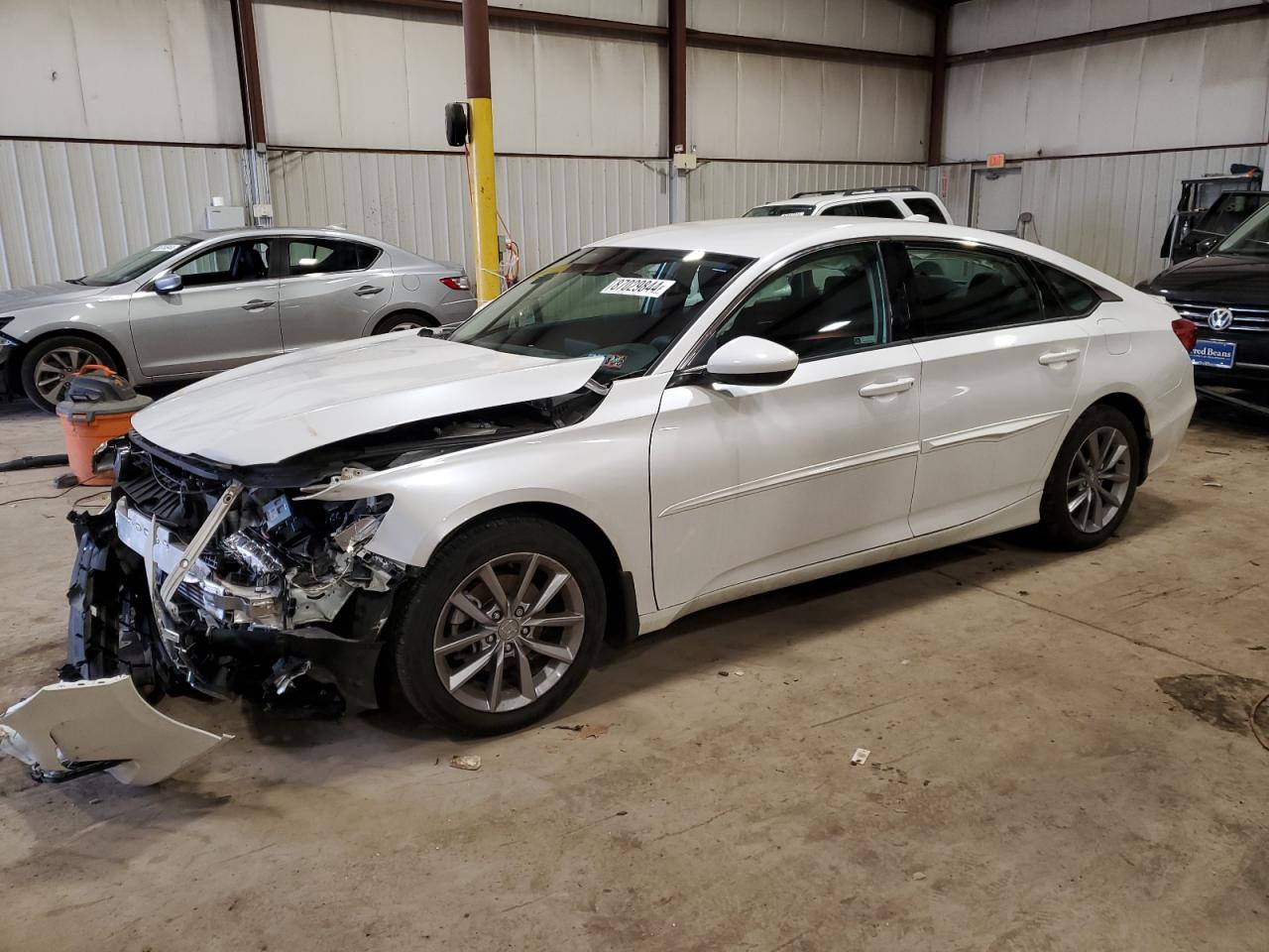 2022 HONDA ACCORD LX VIN:1HGCV1F1XNA033353