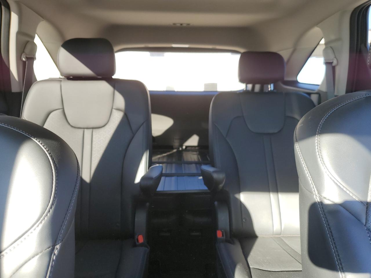 2023 KIA SORENTO EX VIN:5XYRHDLF2PG201149