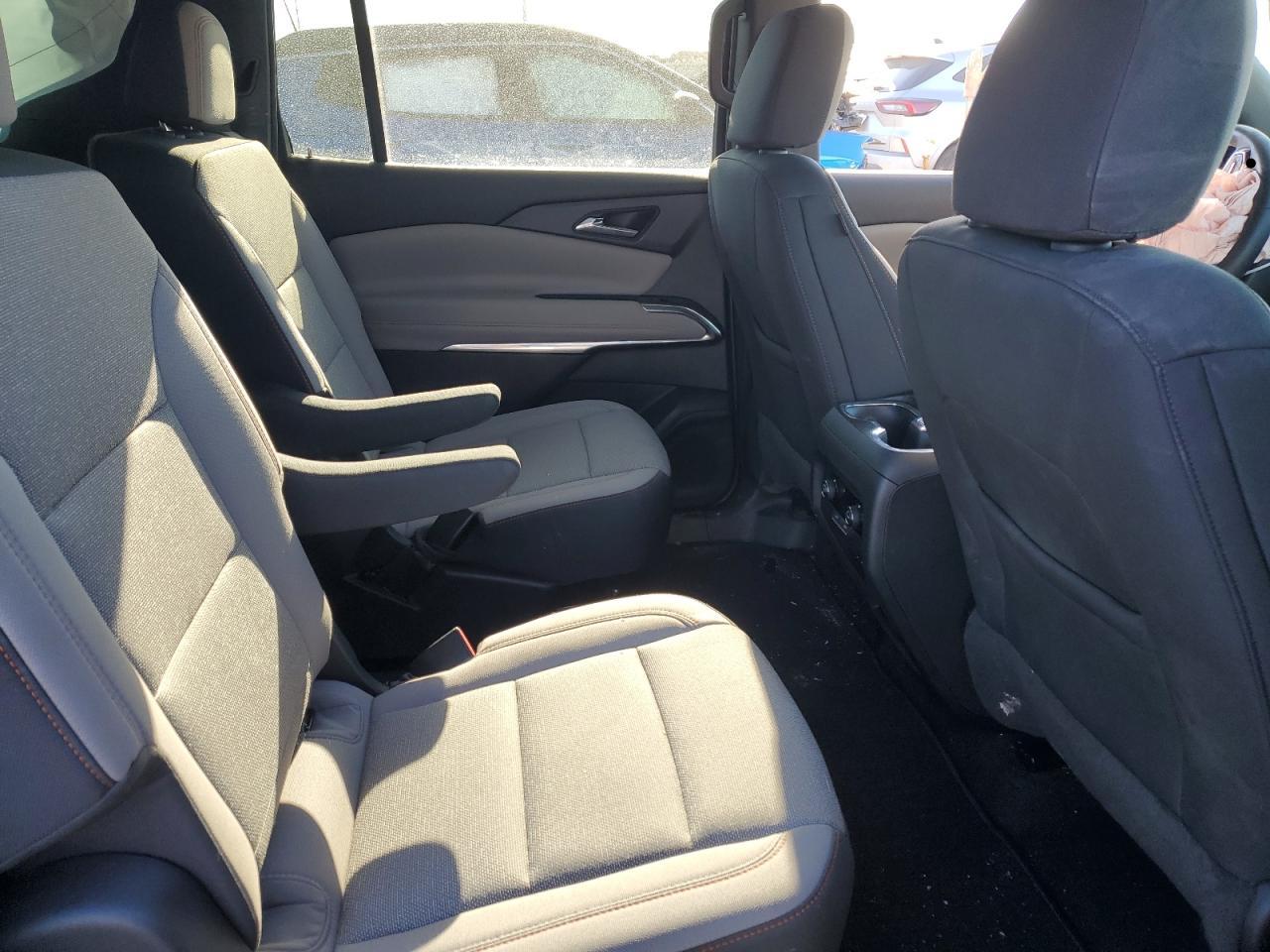 2024 CHEVROLET TRAVERSE LT VIN:1GNEVGKS7RJ194569