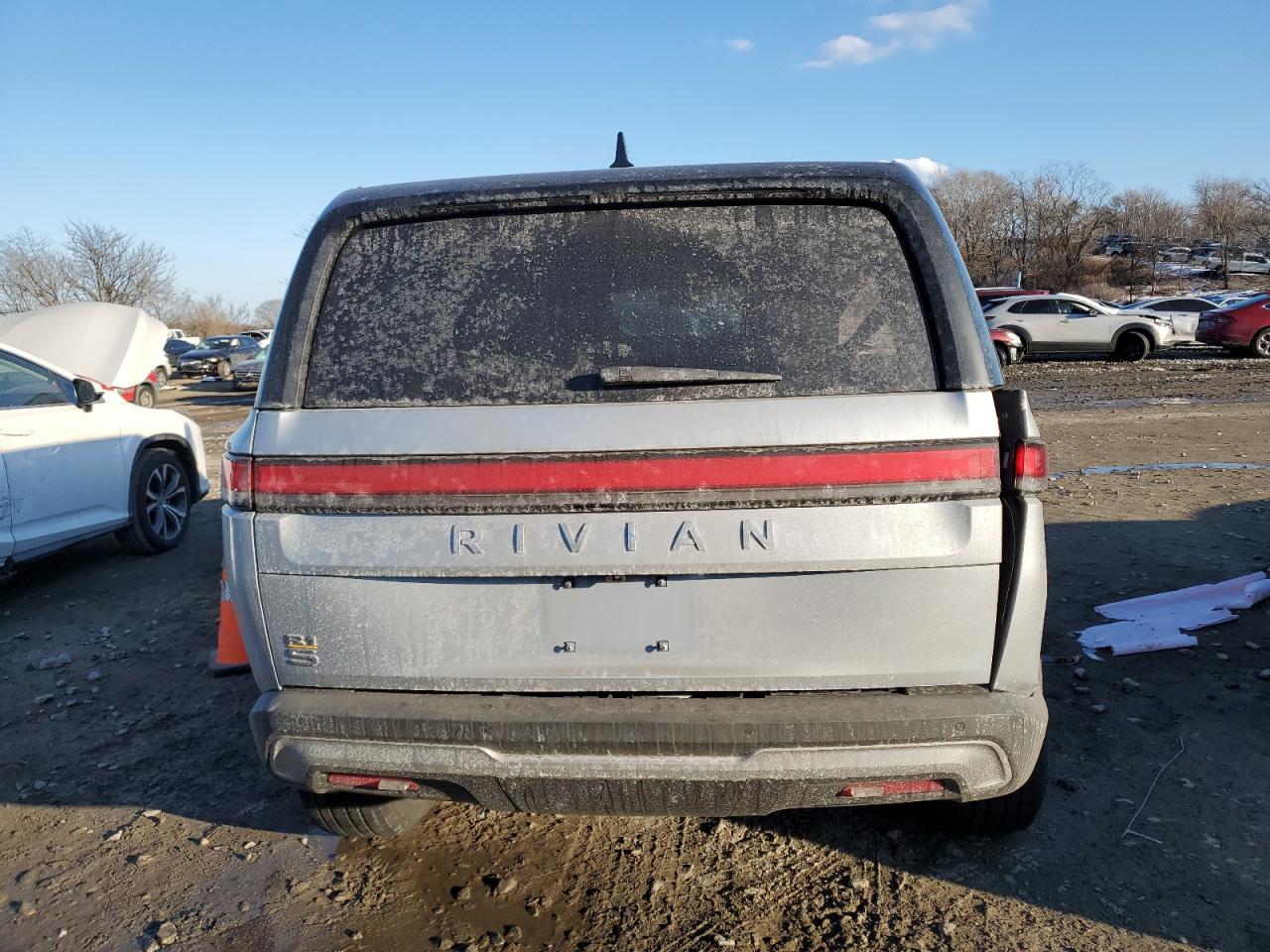 2023 RIVIAN R1S ADVENTURE VIN:7PDSGABAXPN008547