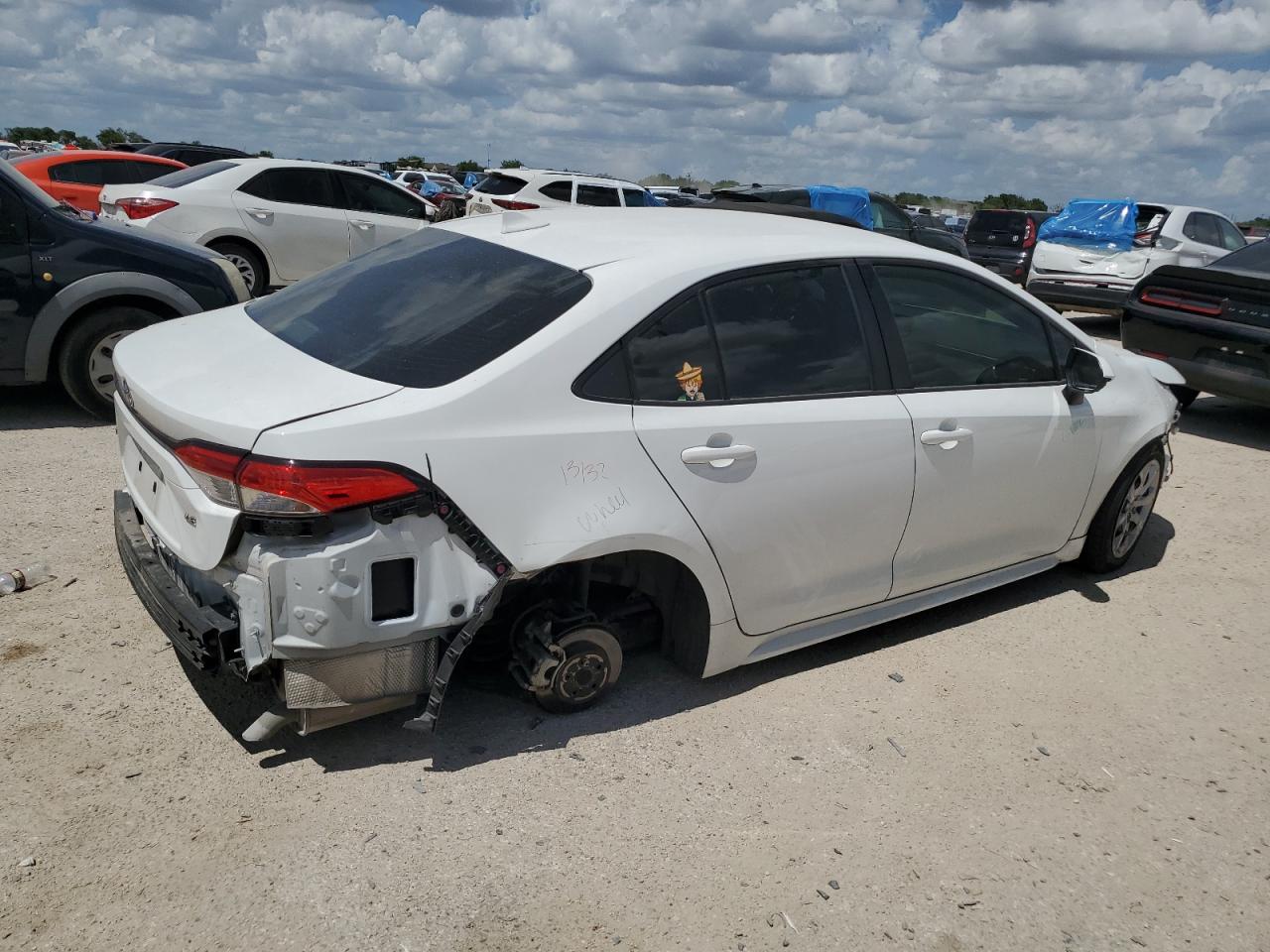 2022 TOYOTA COROLLA LE VIN:JTDEPMAE4N3023760