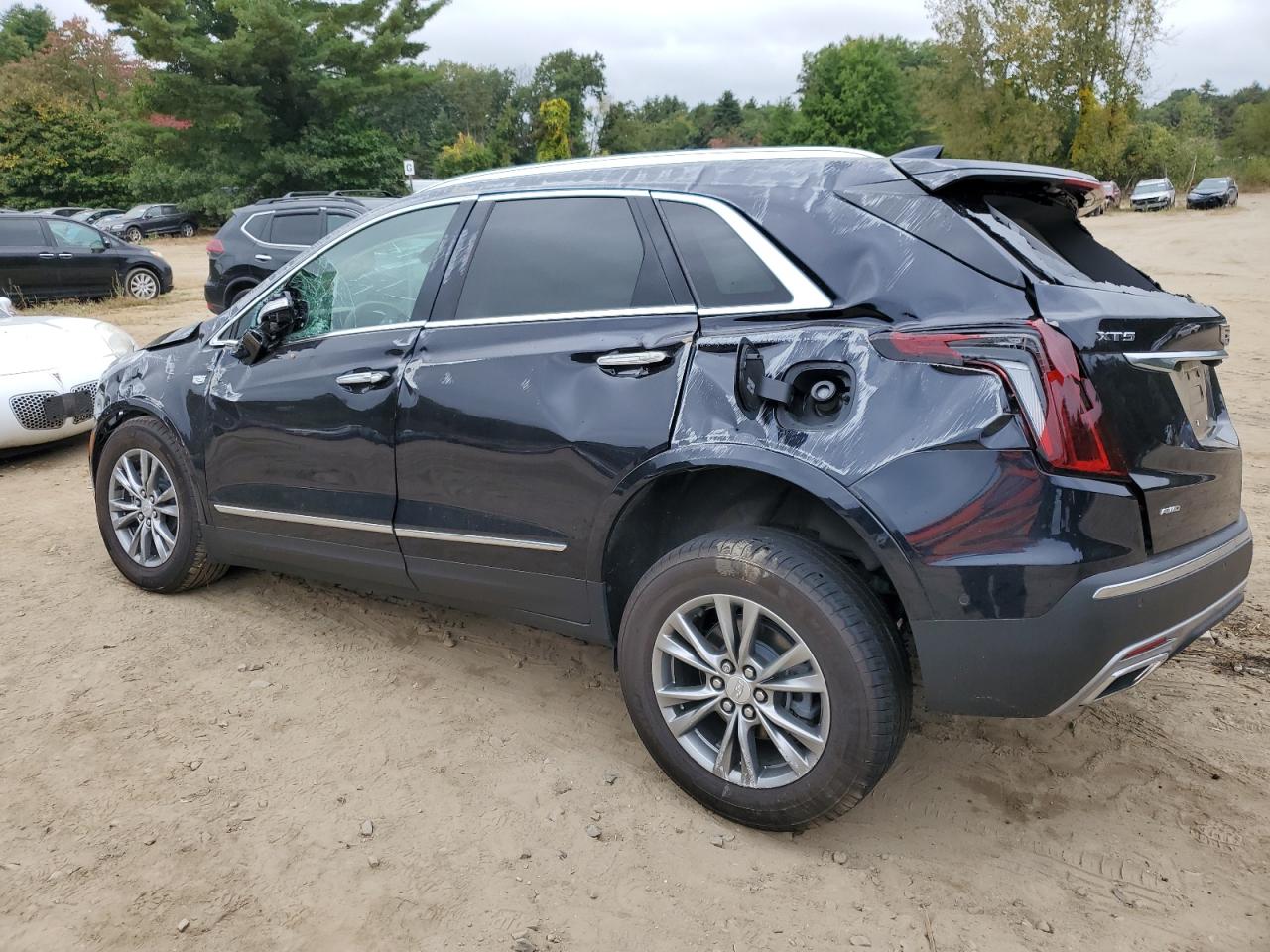 2022 CADILLAC XT5 PREMIUM LUXURY VIN:1GYKNDRS0NZ124112