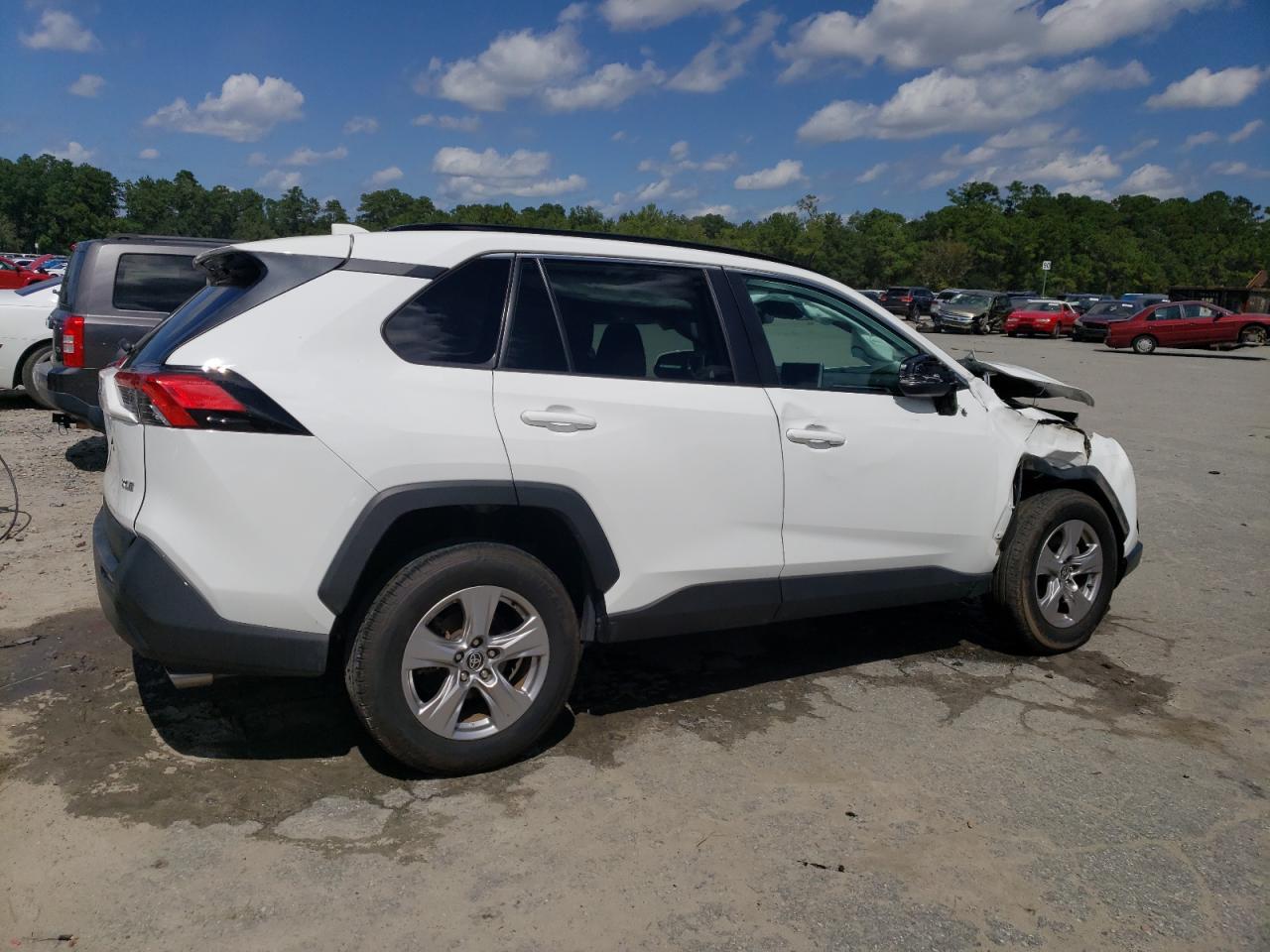 2023 TOYOTA RAV4 XLE VIN:2T3W1RFV3PW248604