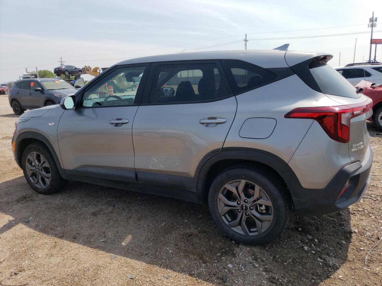 2024 KIA SELTOS LX VIN:KNDEPCAA1R7554131