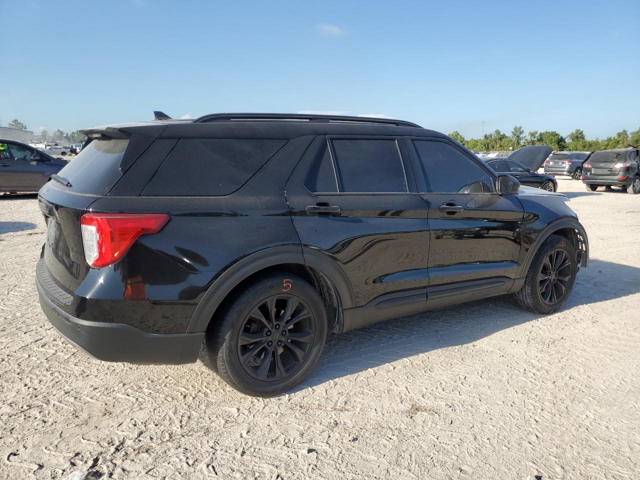 2022 FORD EXPLORER XLT VIN:1FMSK7DH4NGB41000