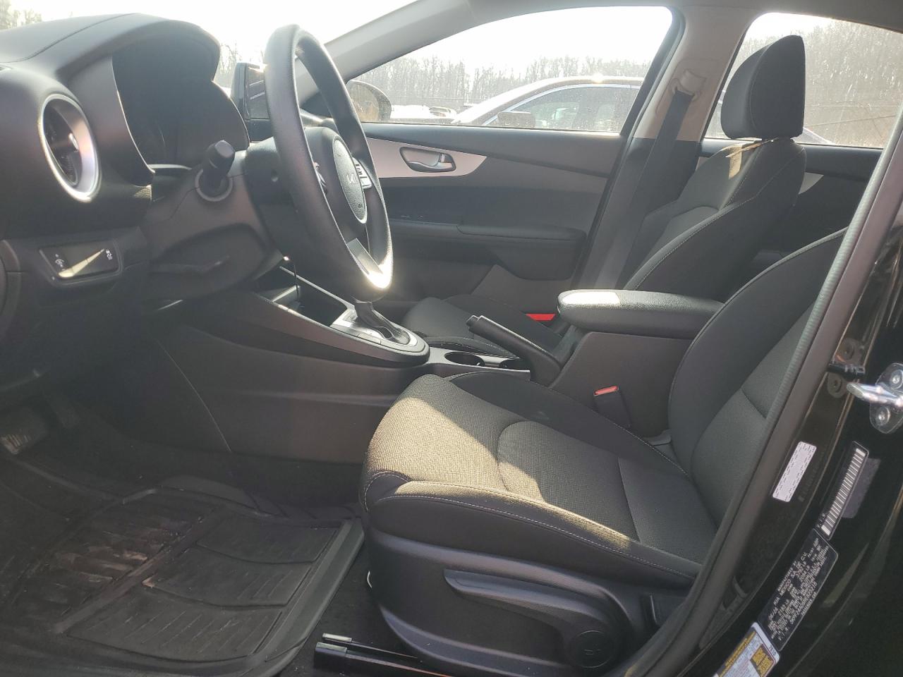 2024 KIA FORTE LX VIN:3VW2B7AJ2HM211824