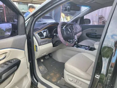 2018 Kia Carnival KNAMC81ABJS370644 VIN:KNAMC81ABJS370644