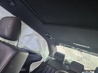 2015 Mercedes-Benz E 220 VIN: