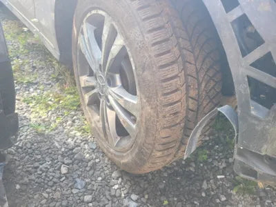 2015 Mercedes-Benz E 200 VIN: