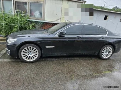 2015 BMW 740 VIN: