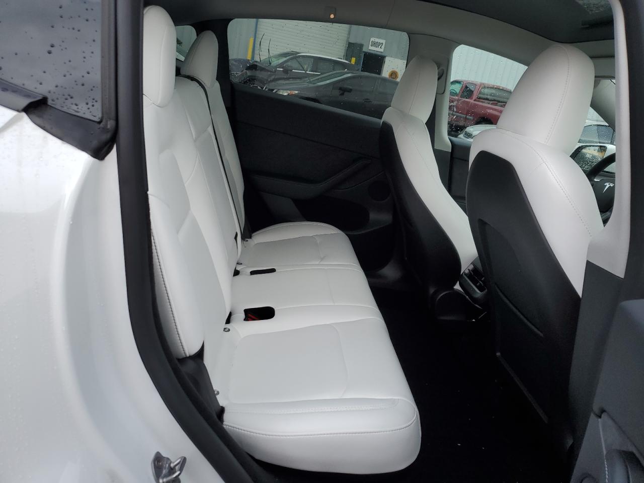 2024 TESLA MODEL Y  VIN:7SAYGDEE5RF115706