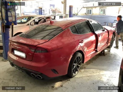 2022 Kia Stinger KNAE551CBPS128351 VIN:KNAE551CBPS128351