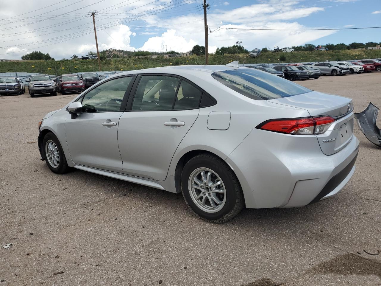 2022 TOYOTA COROLLA LE VIN:JTDEAMDE9NJ043124