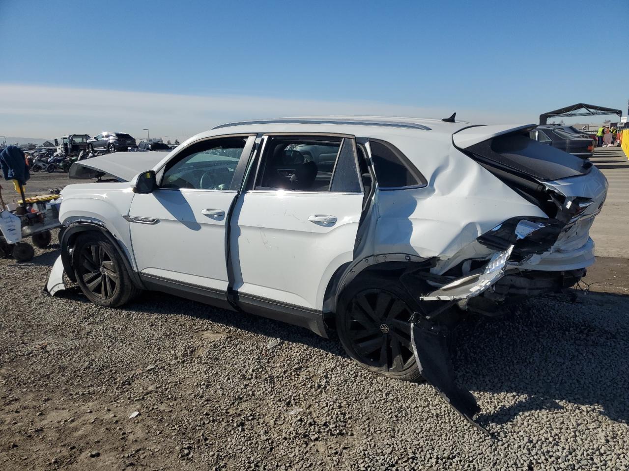 2022 VOLKSWAGEN ATLAS CROSS SPORT SE VIN:1V2HE2CA0NC212163