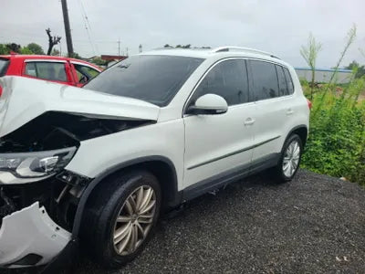 2016 Volkswagen Tiguan WVGZZZ5NZGW035825 VIN:WVGZZZ5NZGW035825