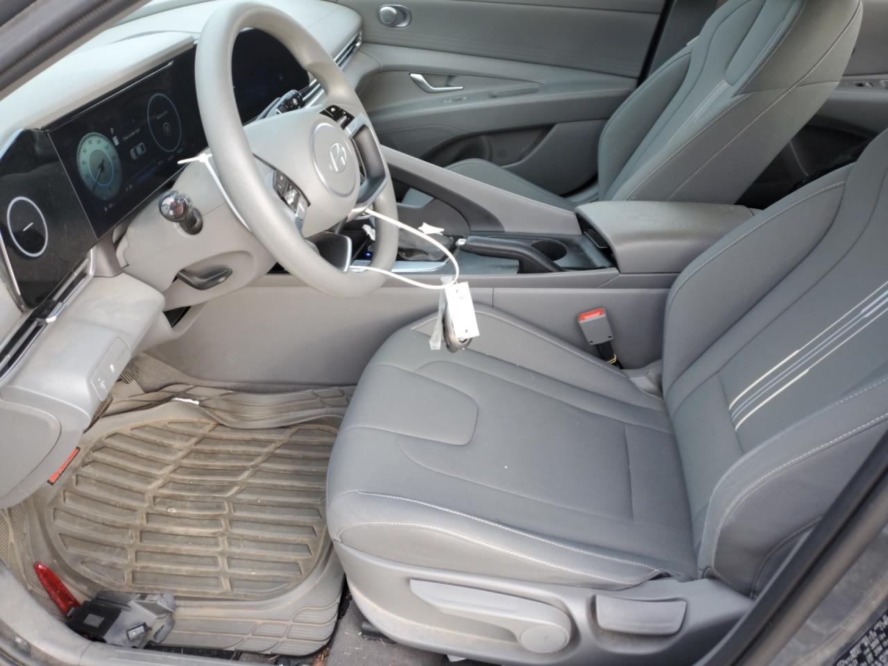 2024 HYUNDAI ELANTRA SEL VIN:KMHLM4DG6RU703054