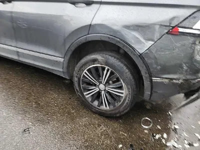 2020 Volkswagen Tiguan VIN: