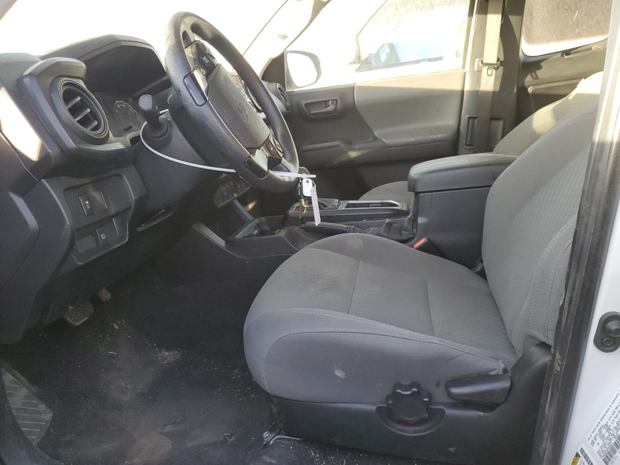 2022 TOYOTA TACOMA ACCESS CAB VIN:3TYRX5GN8NT043611