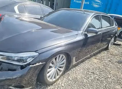 2016 BMW 740 WBA7G8108GG678176 VIN:WBA7G8108GG678176