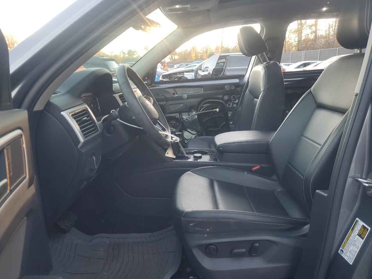 2022 VOLKSWAGEN ATLAS SE VIN:1V2KR2CA3NC548268