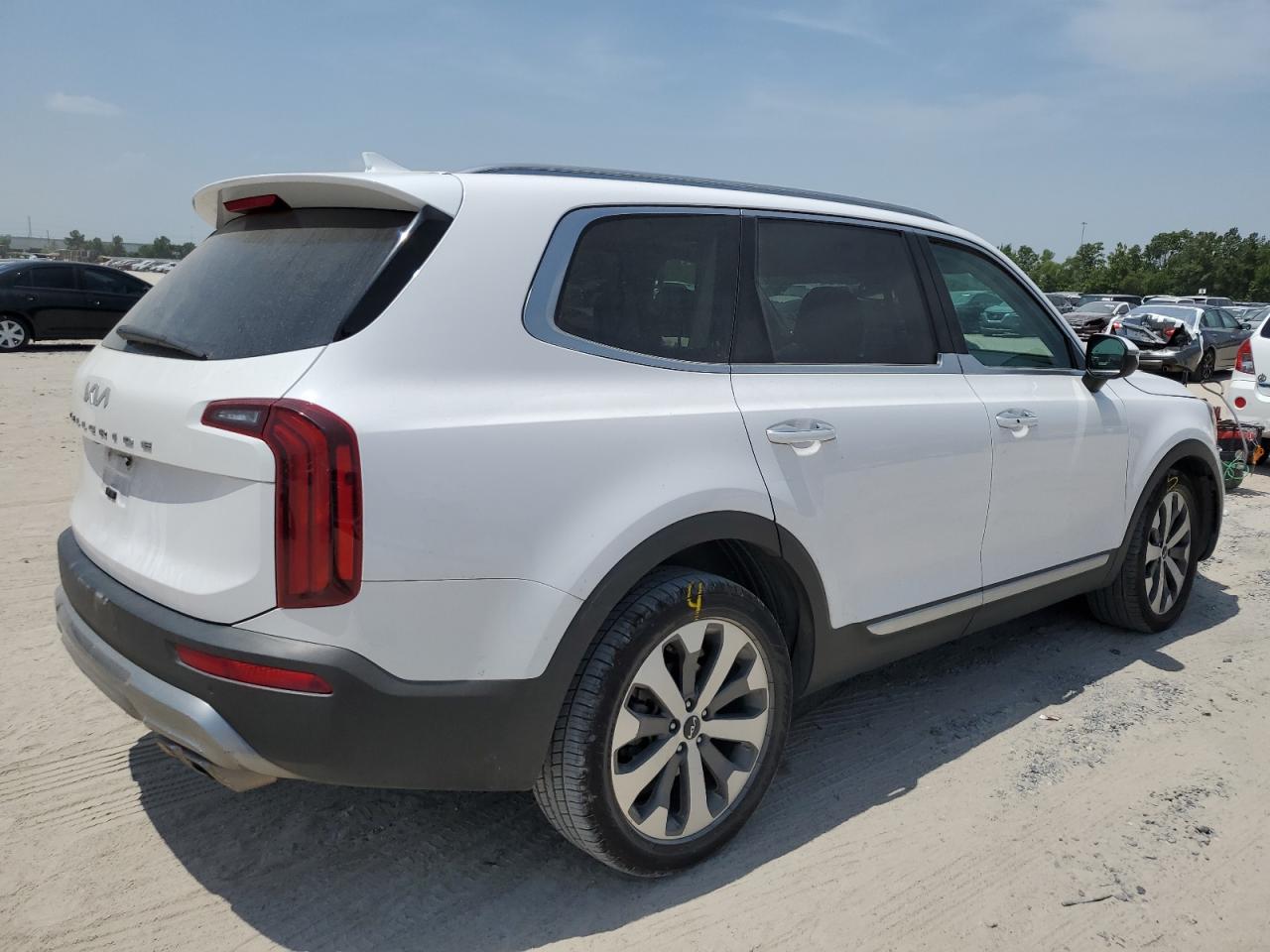 2022 KIA TELLURIDE S VIN:5XYP64HC6NG274193