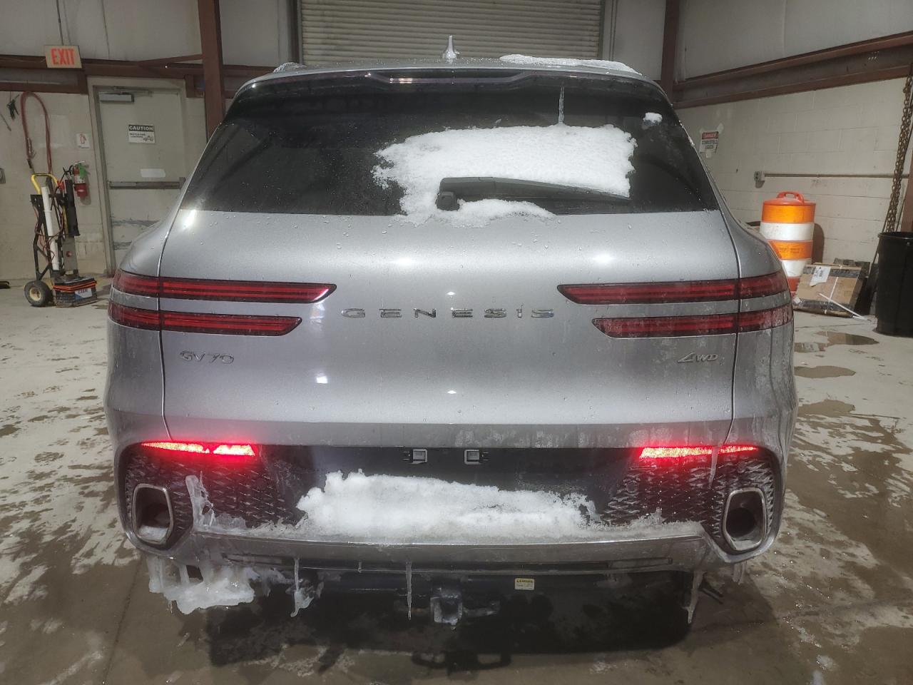 2022 GENESIS GV70 BASE VIN:KMUMADTB9NU069995