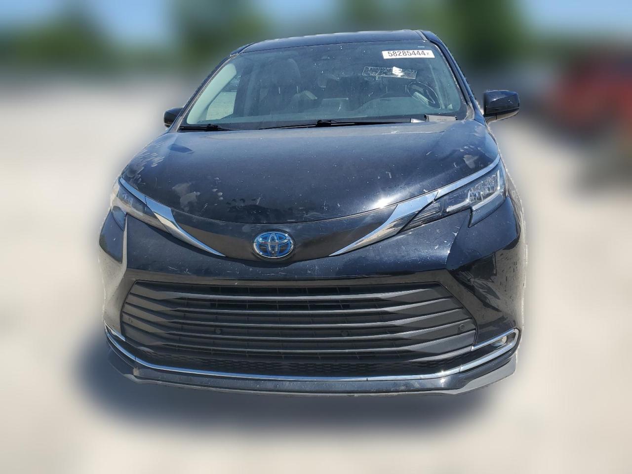 2022 TOYOTA SIENNA XLE VIN:5TDYRKEC9NS125672