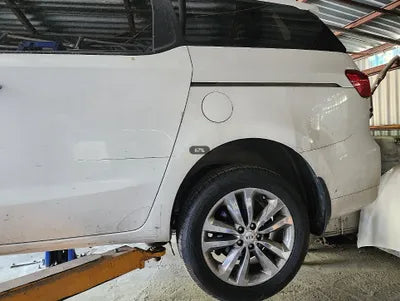 2015 Kia Carnival VIN: