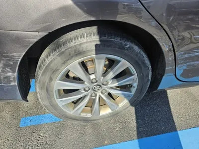 2017 Toyota Camry VIN: