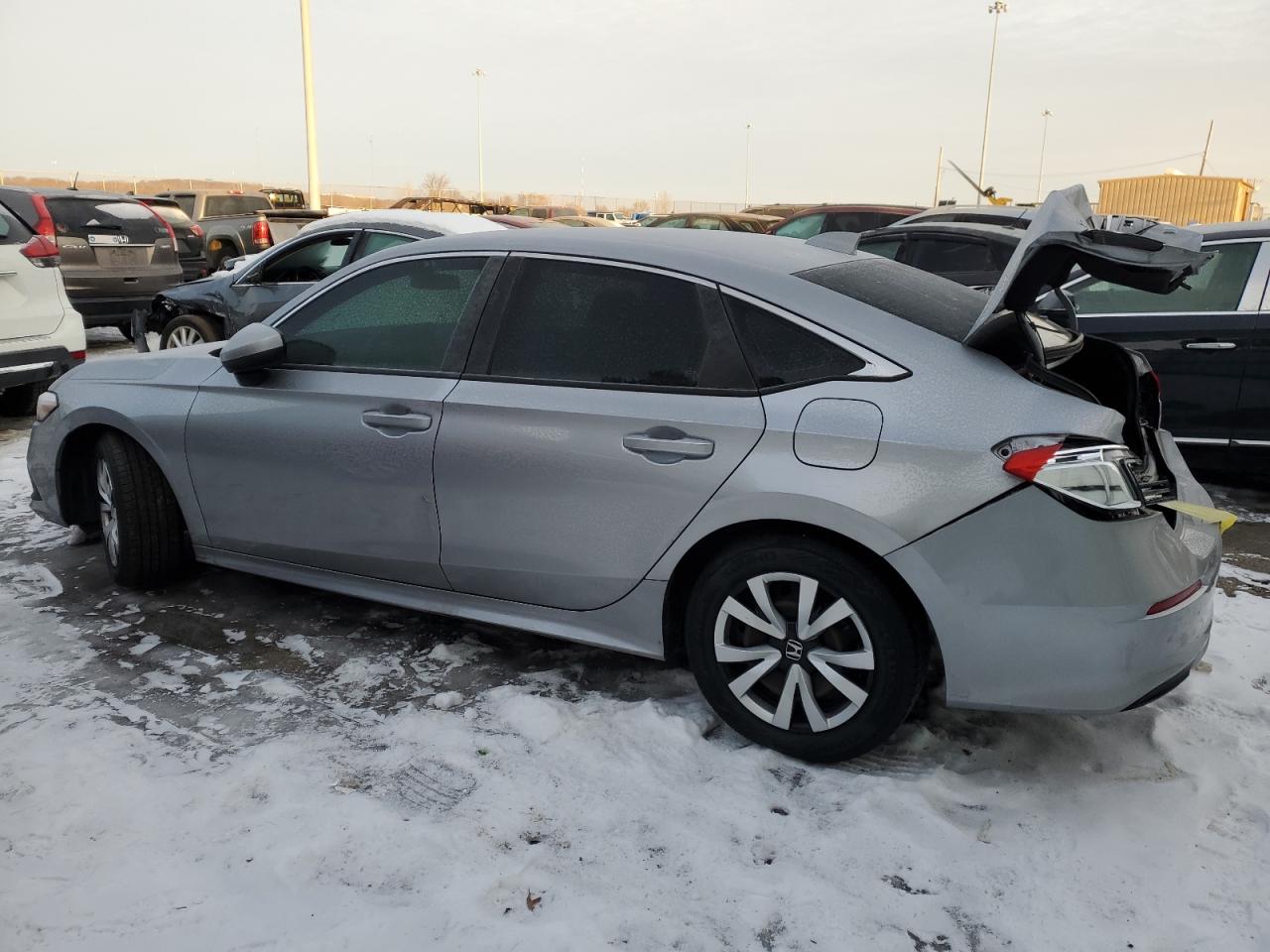 2022 HONDA CIVIC LX VIN:2HGFE2F28NH523657