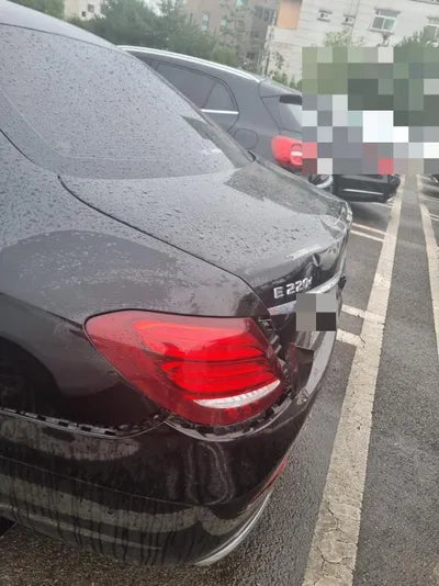 2017 Mercedes-Benz E 220 VIN: