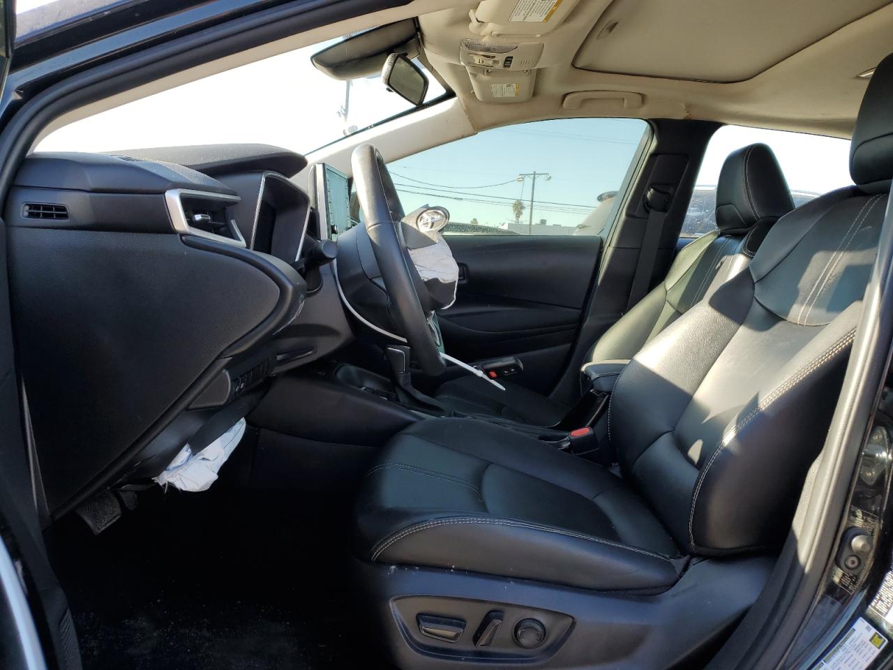 2022 TOYOTA COROLLA XLE VIN:5YFFPMAEXNP384406