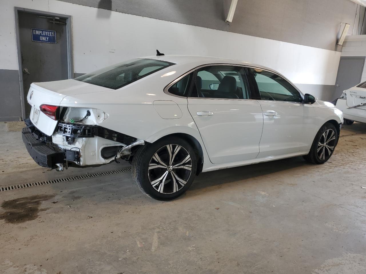 2022 VOLKSWAGEN PASSAT SE VIN:1VWSA7A35NC005642