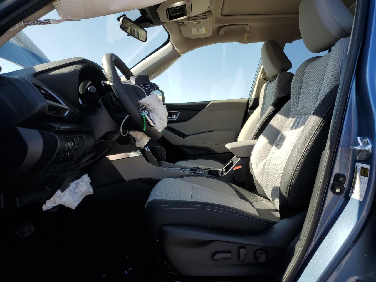 2024 SUBARU FORESTER PREMIUM VIN:JF2SKADC7RH473892