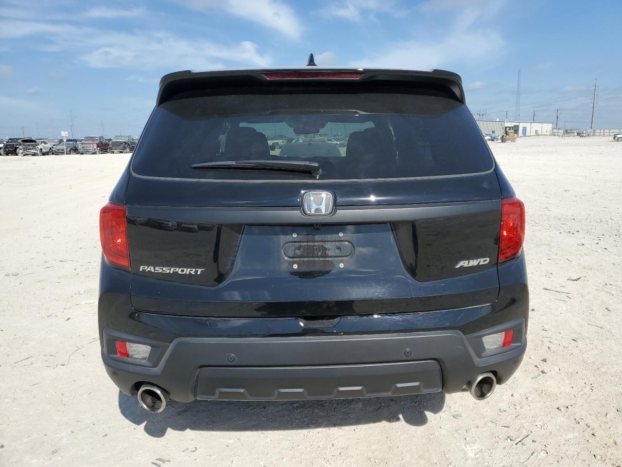 2023 HONDA PASSPORT EXL VIN:5FNYF8H51PB028174