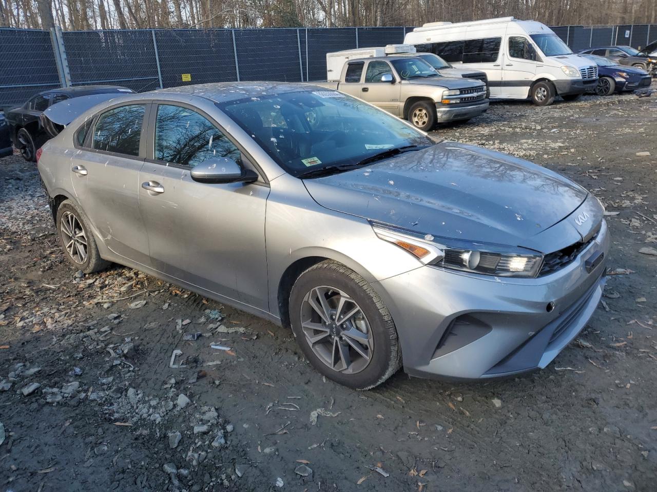 2022 KIA FORTE FE VIN:3KPF24AD0NE501501