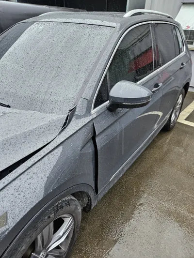 2018 Volkswagen Tiguan VIN: