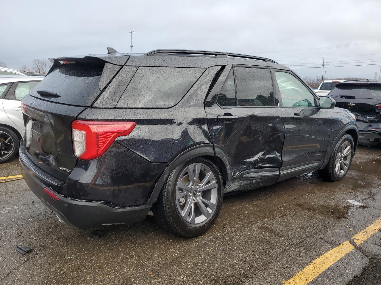 2024 FORD EXPLORER XLT VIN:1FMSK8DH5RGA52693