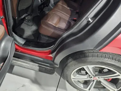 2016 Jaguar F-Pace VIN: