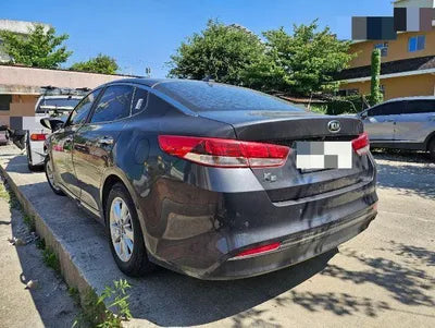 2016 Kia K5 VIN: