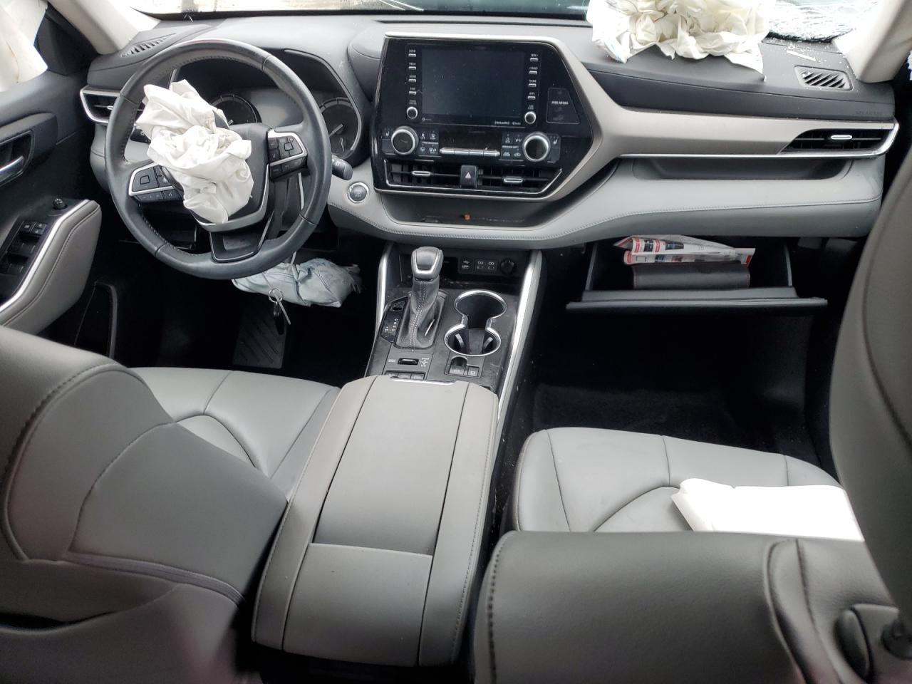 2022 TOYOTA HIGHLANDER XLE VIN:5TDHZRBH9NS203182