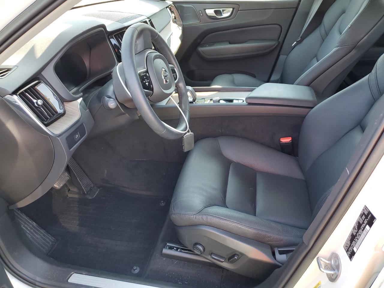 2023 VOLVO XC60 PLUS VIN:YV4L12DN1P1205243