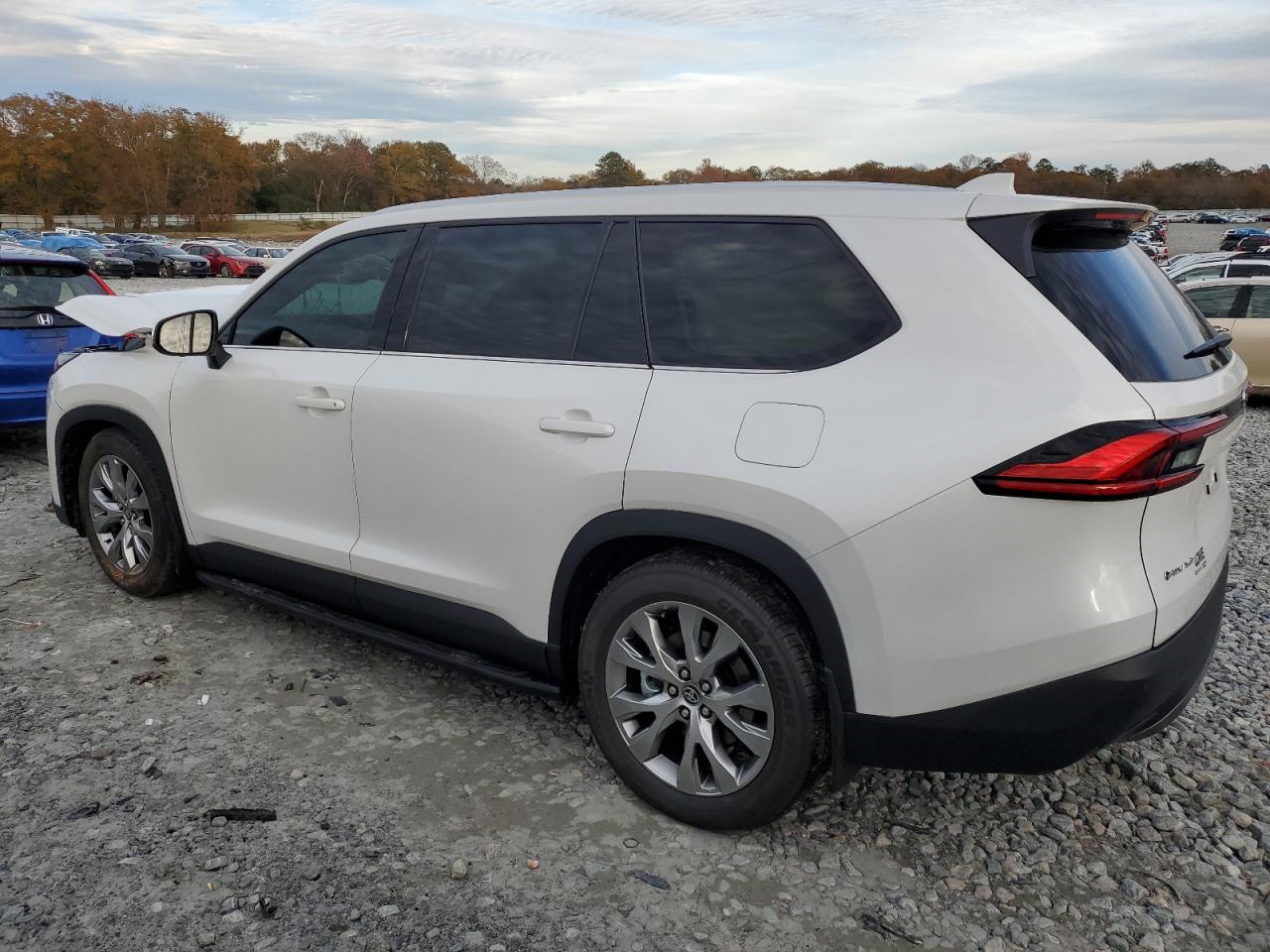 2024 TOYOTA GRAND HIGHLANDER XLE VIN:5TDACAB55RS018188