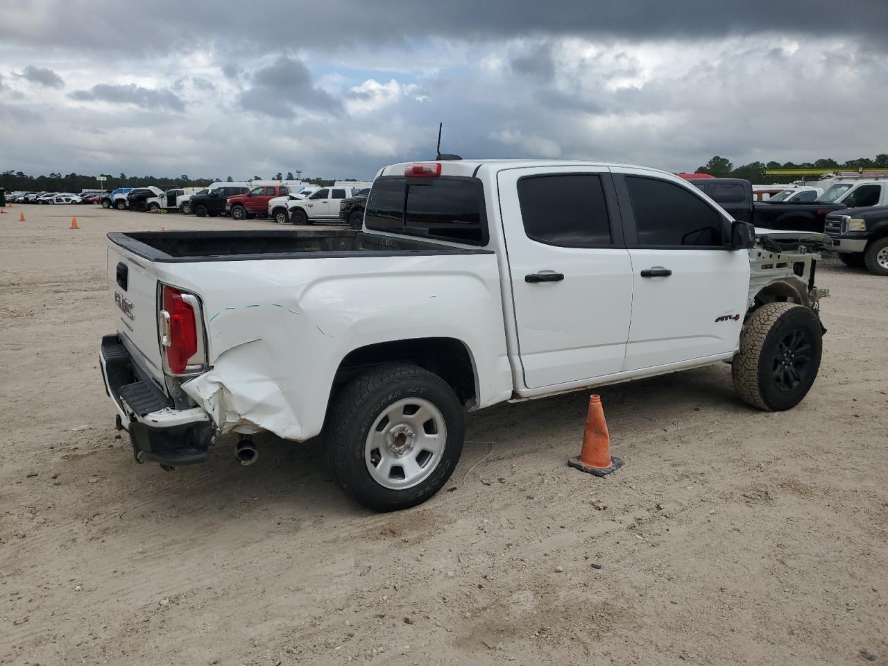 2022 GMC CANYON AT4 VIN:1GTG6FEN0N1318304